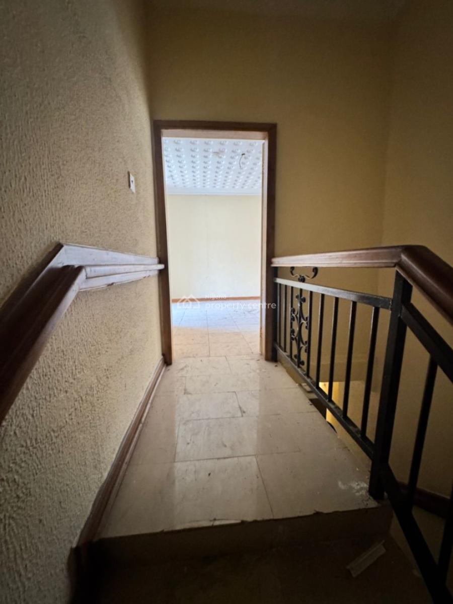 5 Bedroom Semi-detached Duplex with 2 Rooms Bq, Lekki Phase 1, Lekki, Lagos, Commercial Property for Rent