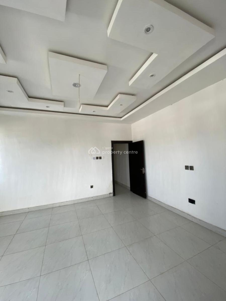 2 Bedroom Penthouse, Ologolo, Lekki, Lagos, Flat / Apartment for Rent