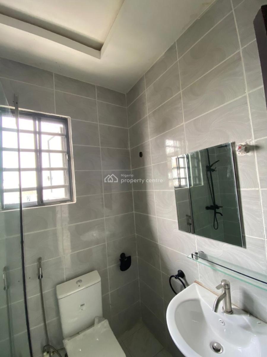 2 Bedroom Penthouse, Ologolo, Lekki, Lagos, Flat / Apartment for Rent