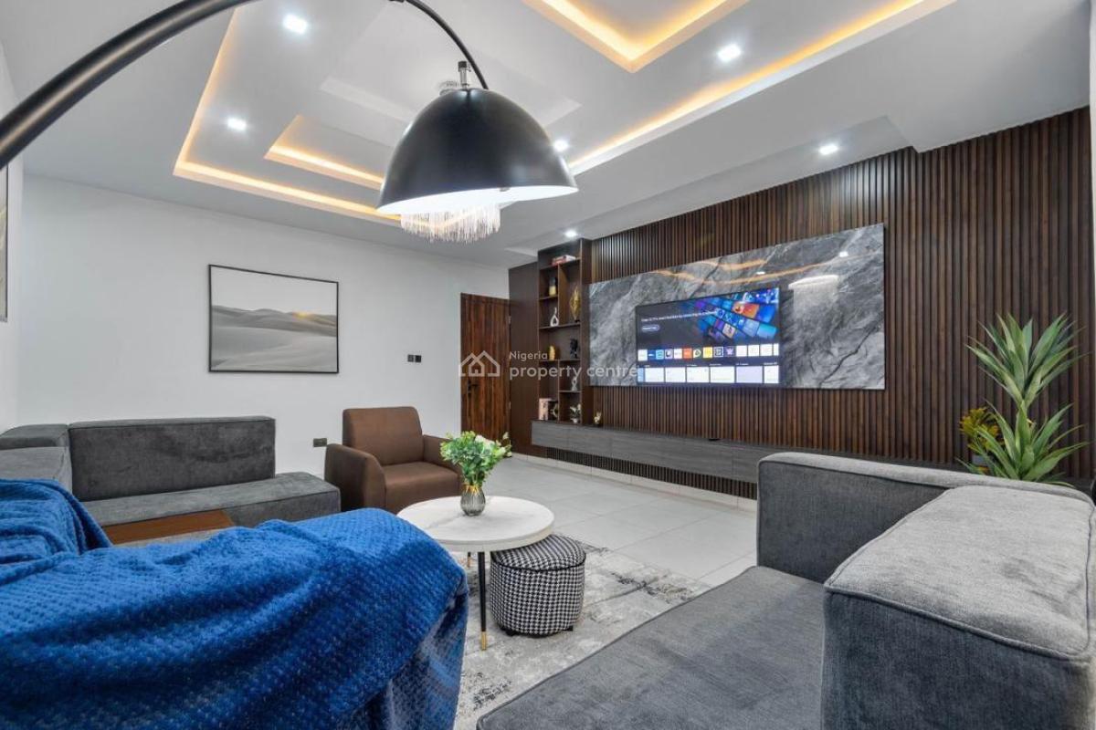 Luxury 3-bedroom Apartment with Housekeeping and Gymnasium, Ensuite Rooms,concierge and 24hrs Power Supply and Security, Ikate, Lekki, Lagos, Flat / Apartment Short Let