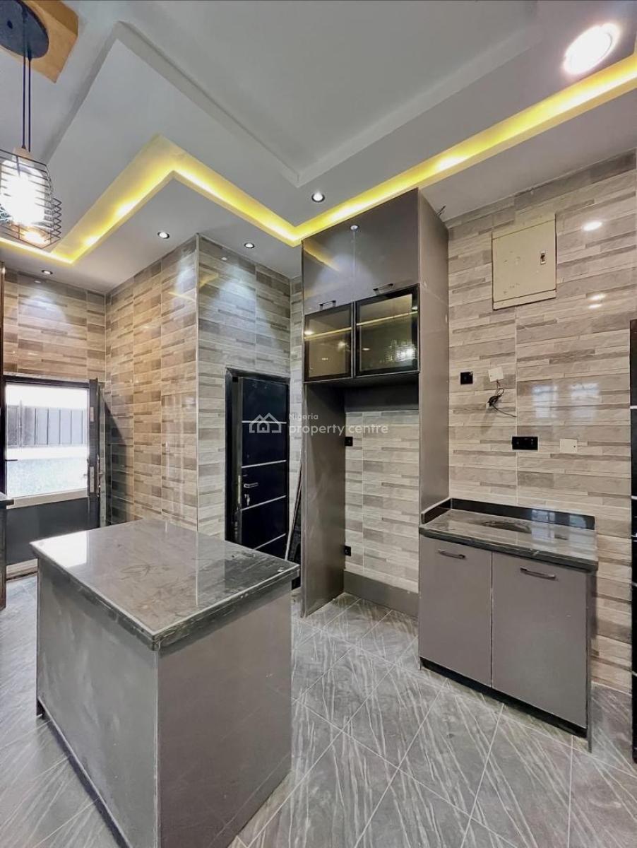 4 Bedroom Fully Detached Duplex with Bq, Osapa, Lekki, Lagos, Detached Duplex for Sale