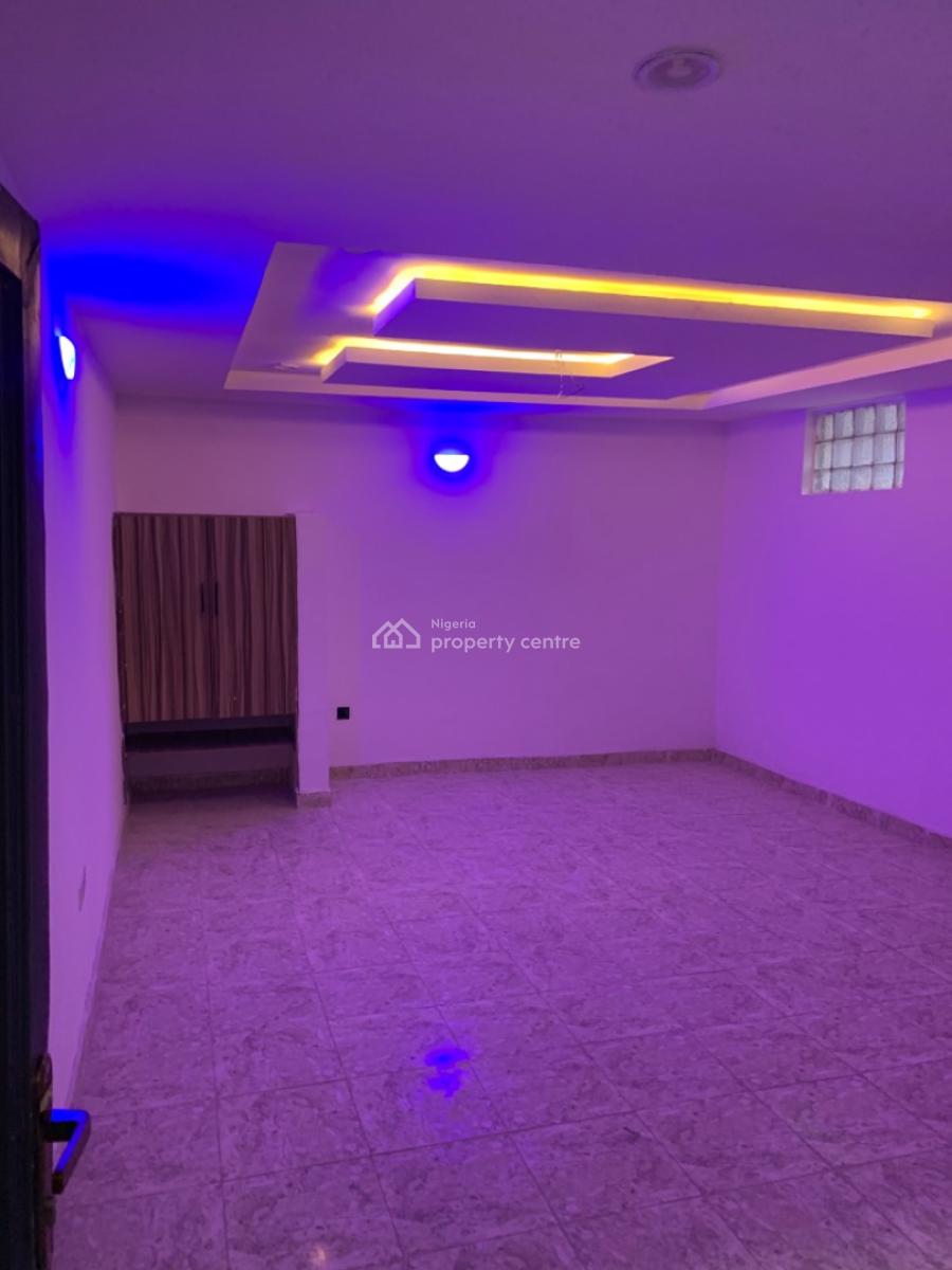 Spacious Room Self Con, Olowora, Magodo, Lagos, Self Contain (single Rooms) for Rent