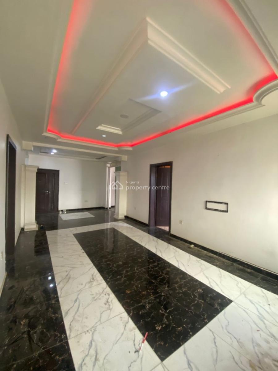 Standard and Spacious 3 Bedroom Upstairs, Abraham Adesanya Bus Stop, Ajah, Lagos, Flat / Apartment for Rent