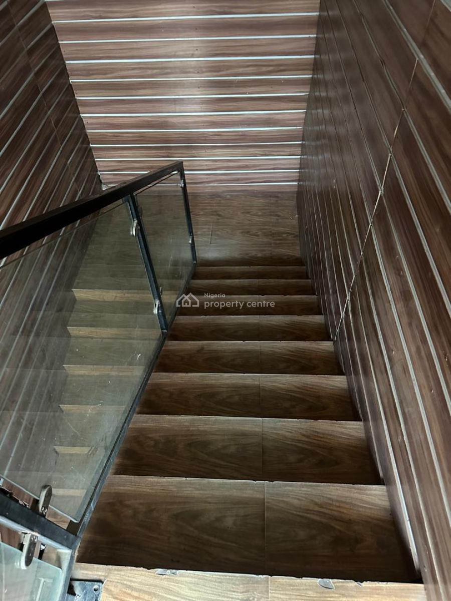 a Shop Space, Serene, Wuse 2, Abuja, Office Space for Rent