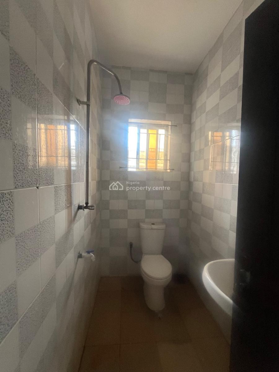 3 Bedroom Flat, New Town Estate, Ogombo, Ajah, Lagos, Flat / Apartment for Rent