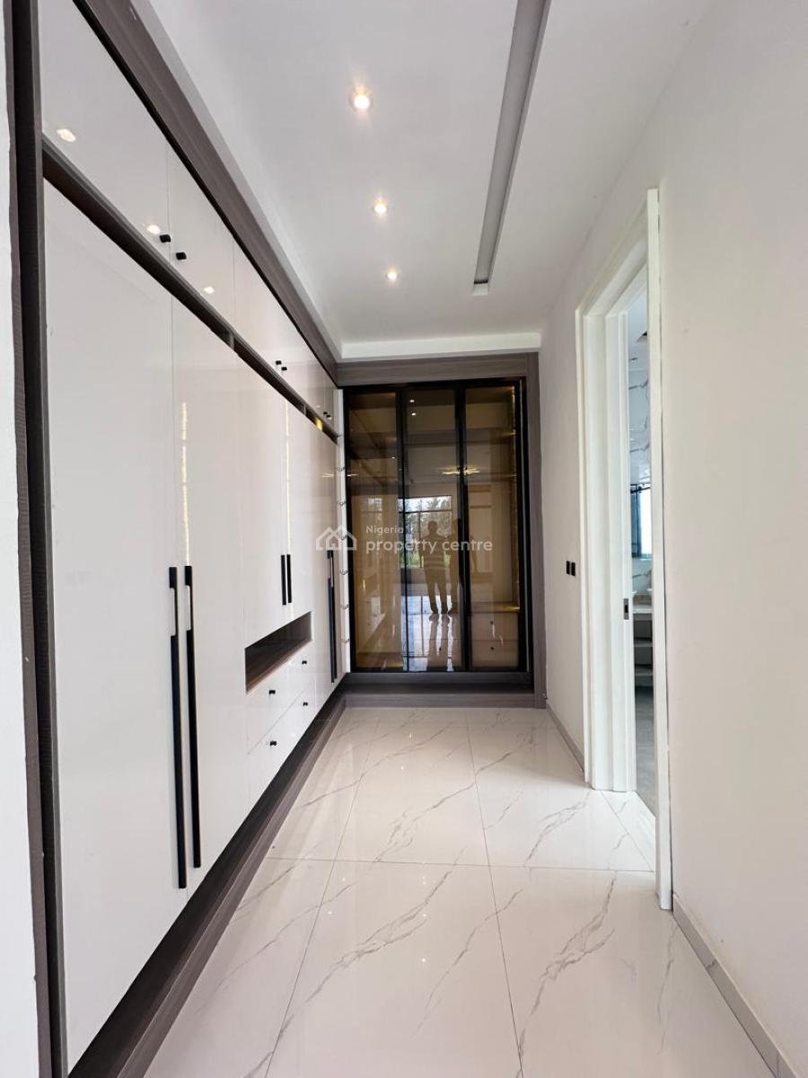 Solid 5 Bedroom Detached with Pool & Bq, Ikota, Lekki, Lagos, Detached Duplex for Sale