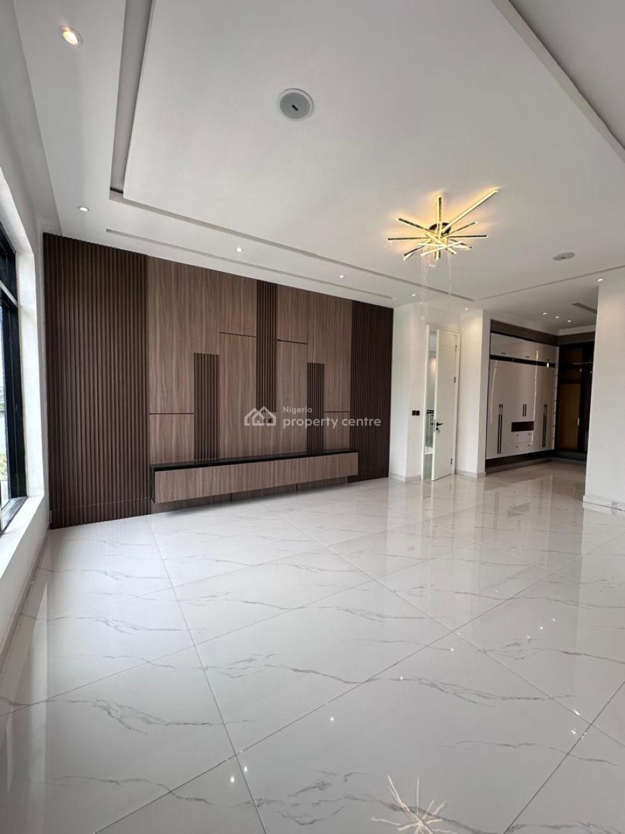 Solid 5 Bedroom Detached with Pool & Bq, Ikota, Lekki, Lagos, Detached Duplex for Sale