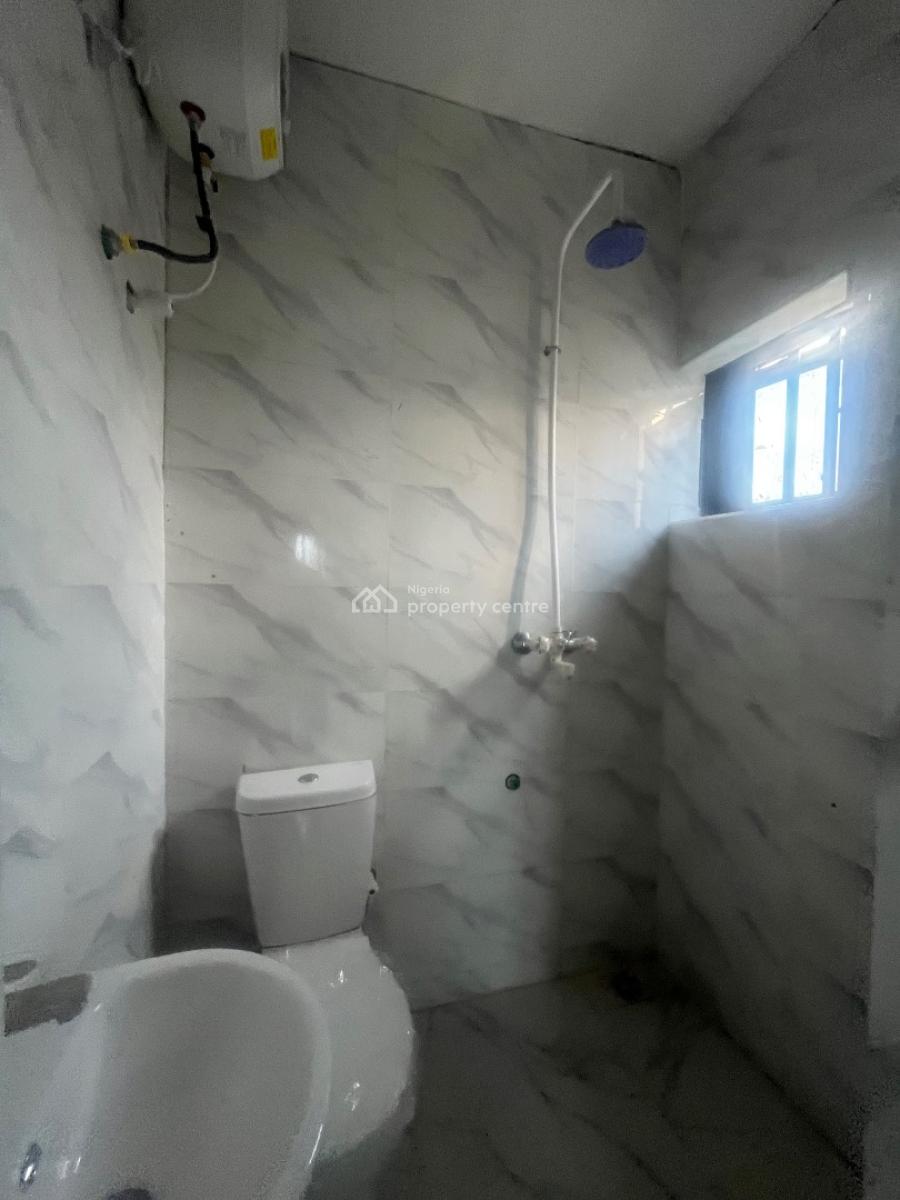 2 Bedroom Flat, Agunbiade Estate, Ogombo, Ajah, Lagos, Flat / Apartment for Rent