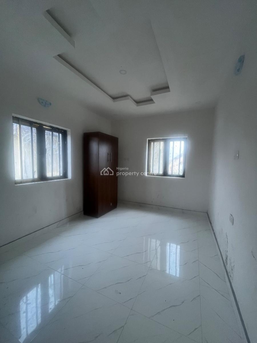 2 Bedroom Flat, Agunbiade Estate, Ogombo, Ajah, Lagos, Flat / Apartment for Rent