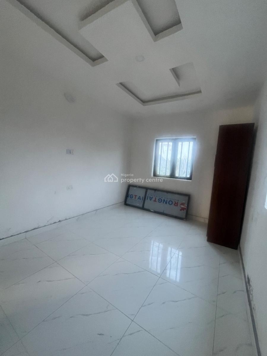 2 Bedroom Flat, Agunbiade Estate, Ogombo, Ajah, Lagos, Flat / Apartment for Rent