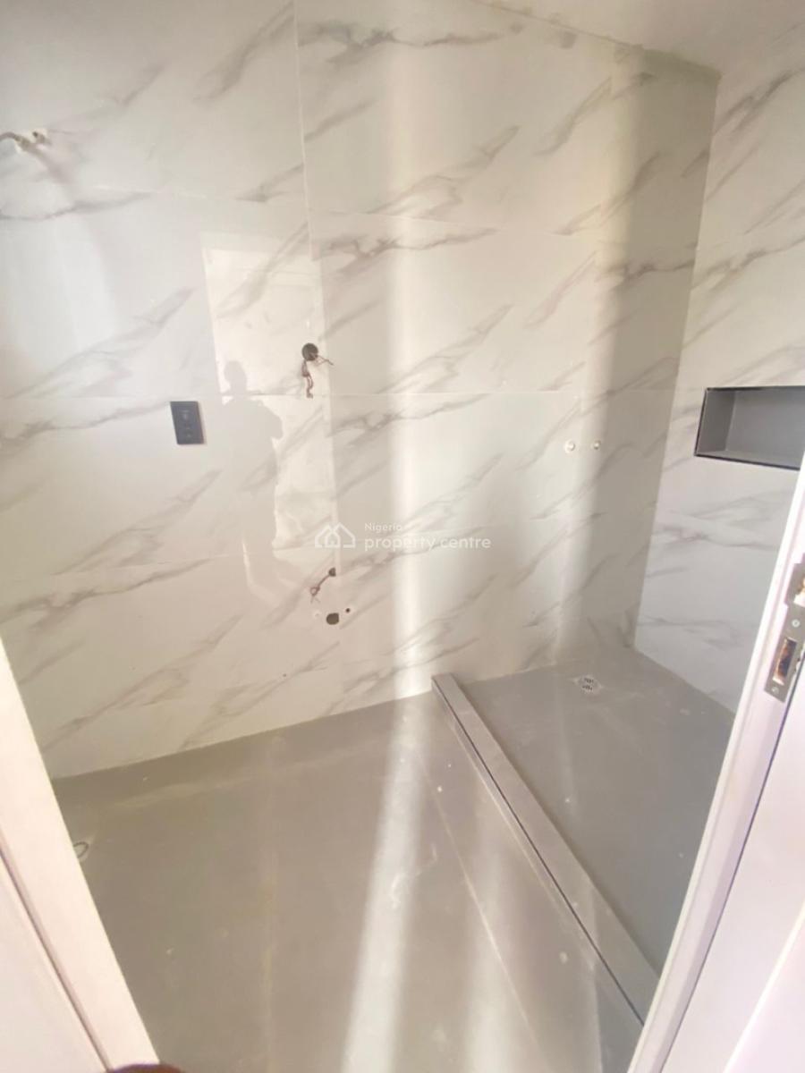 Spacious 2 Bedroom Waterfront Serviced Apartment with Rooftop &elevator, Ikate, Lekki, Lagos, Flat / Apartment for Sale