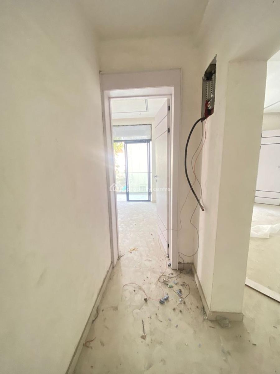 Spacious 2 Bedroom Waterfront Serviced Apartment with Rooftop &elevator, Ikate, Lekki, Lagos, Flat / Apartment for Sale