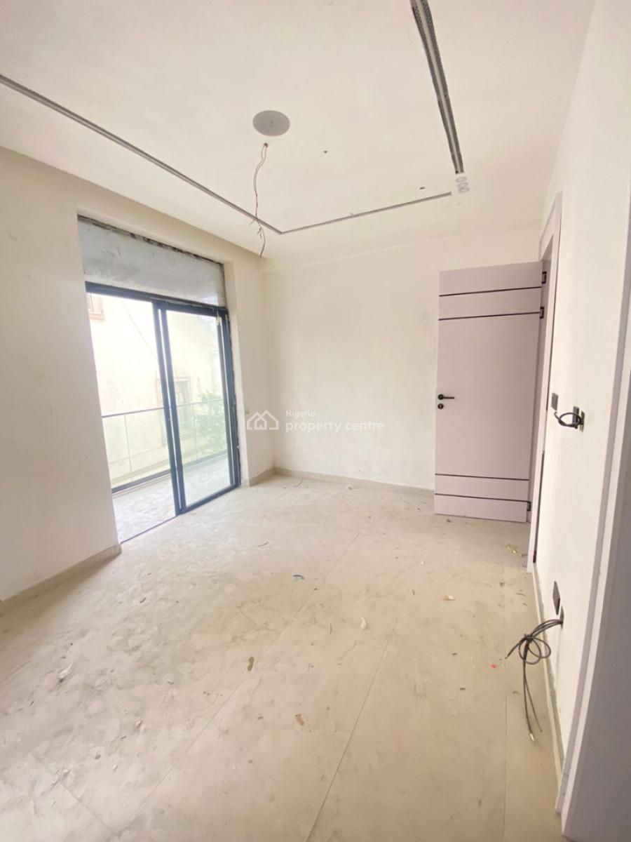 Spacious 2 Bedroom Waterfront Serviced Apartment with Rooftop &elevator, Ikate, Lekki, Lagos, Flat / Apartment for Sale