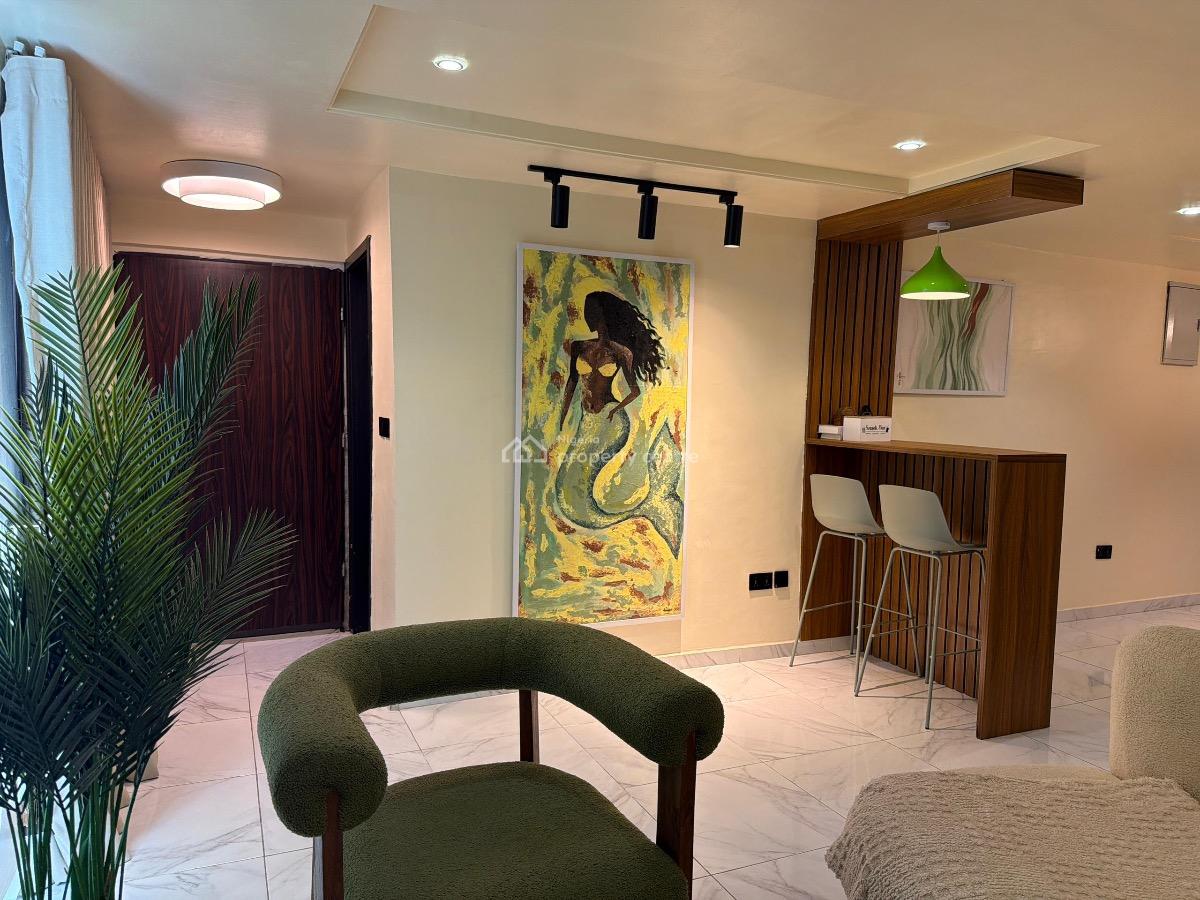 Beautiful Spacious Luxury 1 Bedroom Penthouse, Lekki Phase 1, Lekki, Lagos, Flat / Apartment Short Let