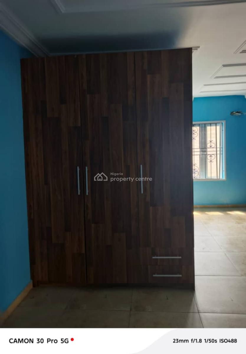 Spacious 4 Bedroom All En-suite, New Horizon 2 Estate, Lekki, Lagos, Flat / Apartment for Rent
