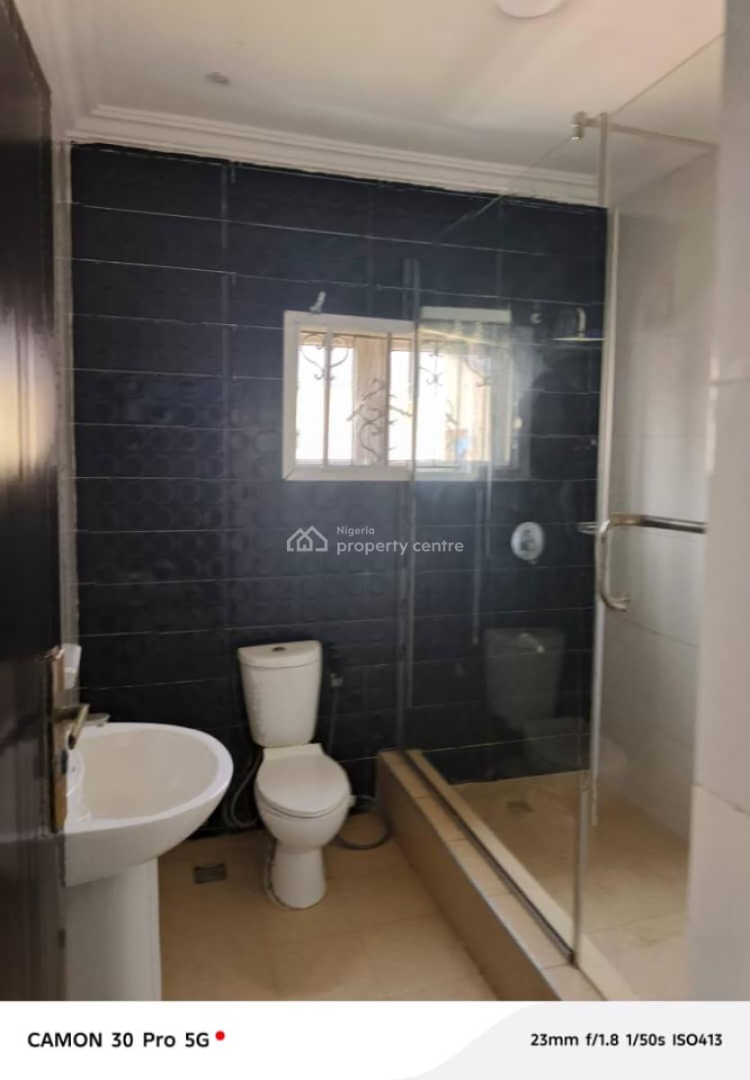 Spacious 4 Bedroom All En-suite, New Horizon 2 Estate, Lekki, Lagos, Flat / Apartment for Rent