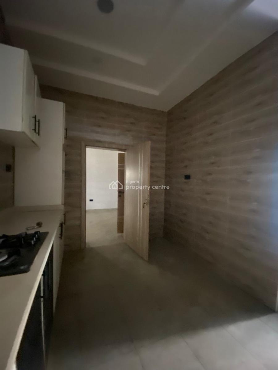 Well Maintained 2bedroom with a Bq in a Serene Compound, By Abraham Adesanya Bus Stop, Ajah, Lagos, Flat / Apartment for Rent