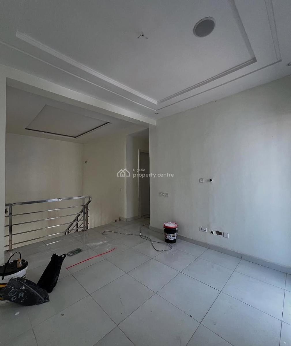 4bedrooms Semi Detached Duplex with Swimming Pool and Gym, Ologolo, Lekki, Lagos, Semi-detached Duplex for Rent