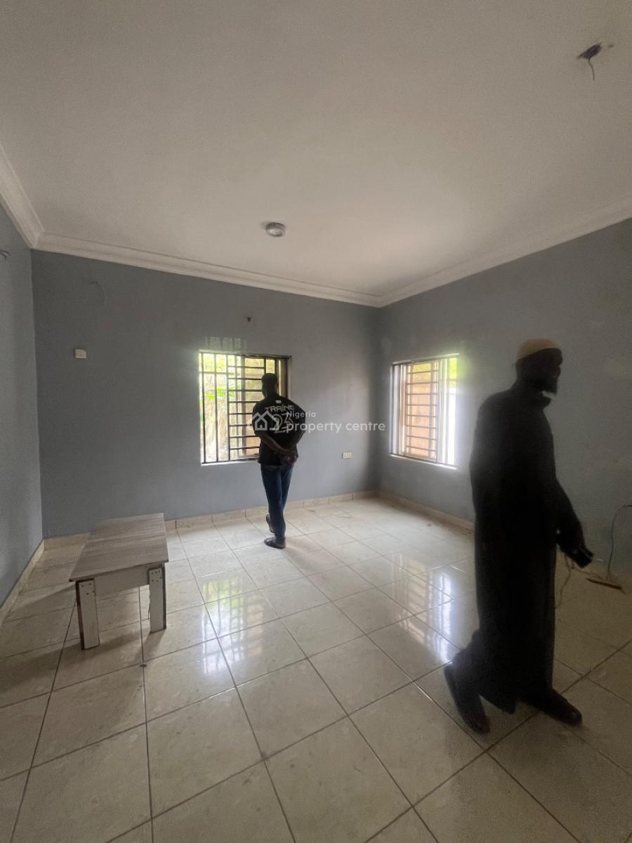 2bedroom Flat, Victory Estate, Ogombo, Ajah, Lagos, Flat / Apartment for Rent