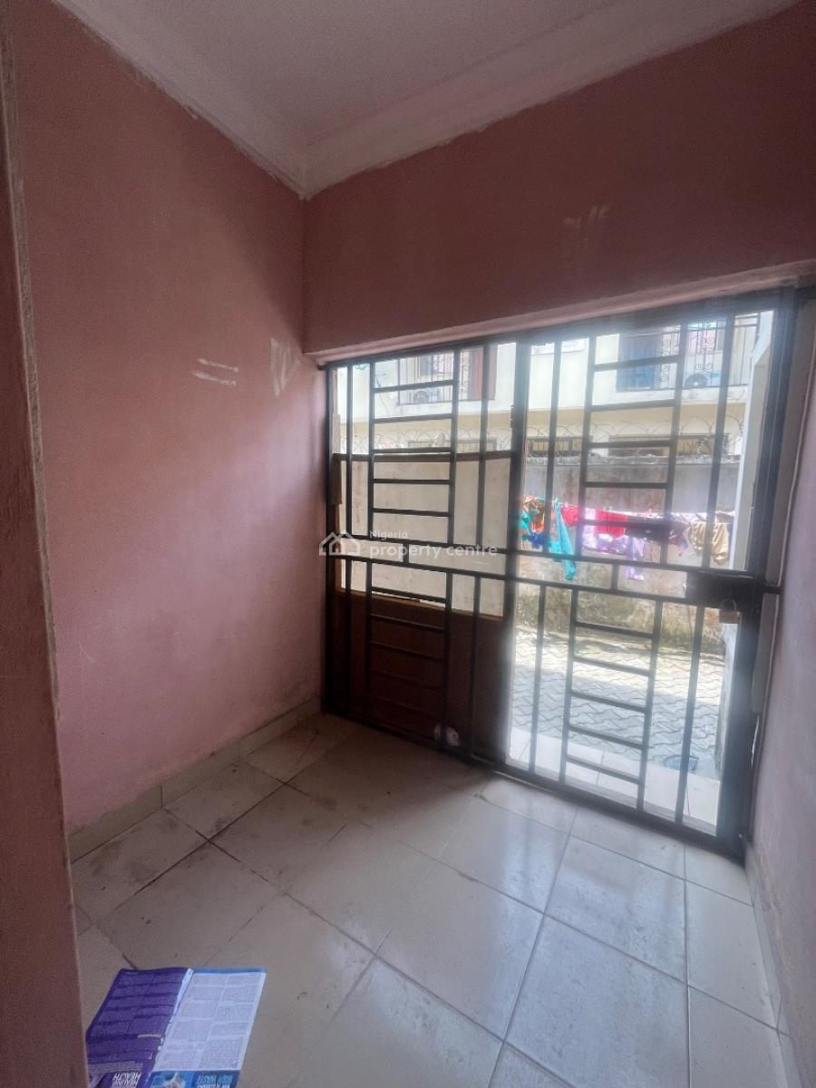 2bedroom Flat, Victory Estate, Ogombo, Ajah, Lagos, Flat / Apartment for Rent