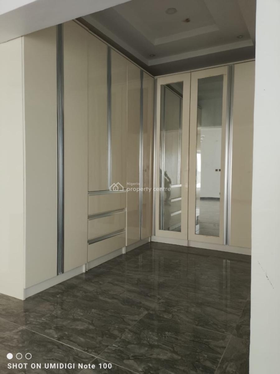 Partly Furnished Luxury Ezecutive 5bedroom Fully Detached House &bq, Royal Garden Estate,ajiwe ,ajah ,lagos ,nigeria, Ajiwe, Ajah, Lagos, Detached Duplex for Sale