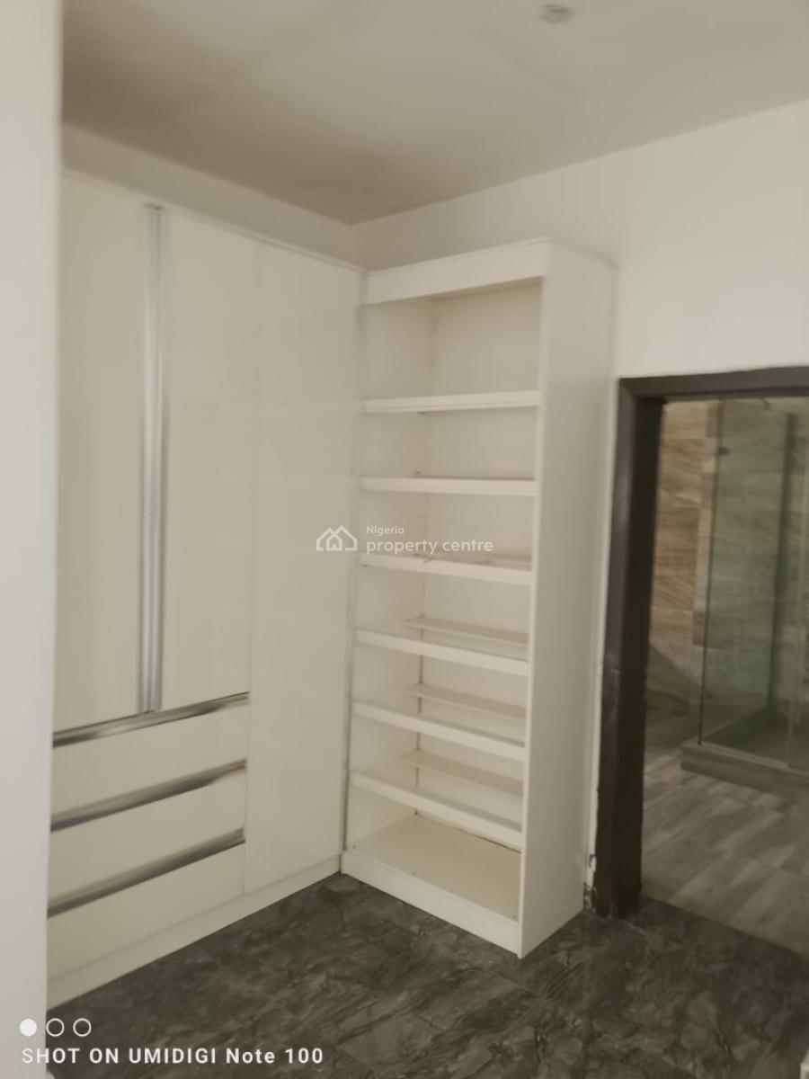 Partly Furnished Luxury Ezecutive 5bedroom Fully Detached House &bq, Royal Garden Estate,ajiwe ,ajah ,lagos ,nigeria, Ajiwe, Ajah, Lagos, Detached Duplex for Sale