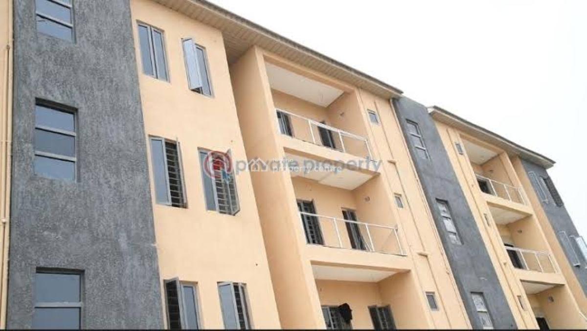 Exquisite 3 Bedroom Apartment in The Heart of Mainland, Treasure Homes, Ilasamaja, Mushin, Lagos, Flat / Apartment for Sale