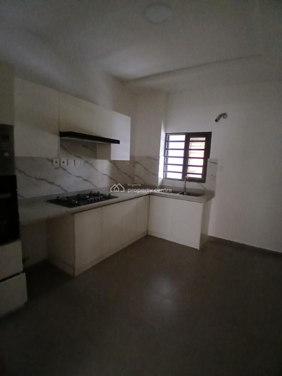 Serviced 3 Bedroom En-suite Flat with an Enclosws Fitted Kitchen, Cook, Ikate, Lekki, Lagos, Flat / Apartment for Rent