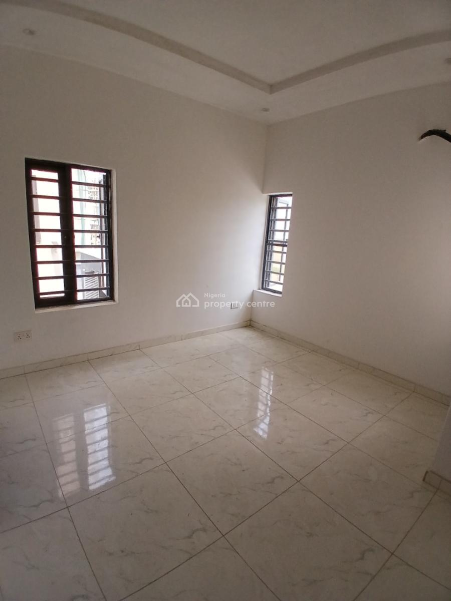 Serviced 3 Bedroom En-suite Flat with an Enclosws Fitted Kitchen, Cook, Ikate, Lekki, Lagos, Flat / Apartment for Rent