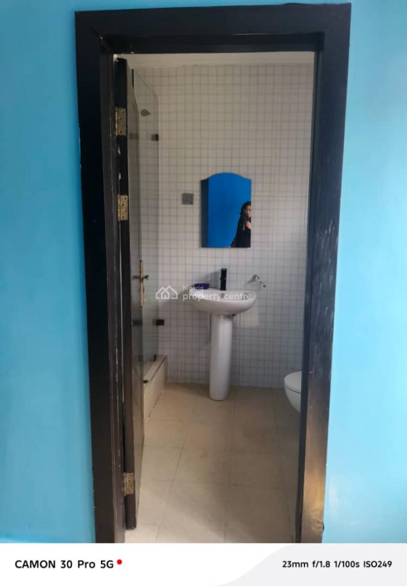 Spacious 4 Bedroom Semi Detached Duplex with Bq, Lekki Right, Lekki Phase 1, Lekki, Lagos, Semi-detached Duplex for Rent