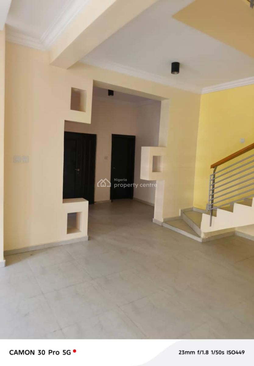 Spacious 4 Bedroom Semi Detached Duplex with Bq, Lekki Right, Lekki Phase 1, Lekki, Lagos, Semi-detached Duplex for Rent