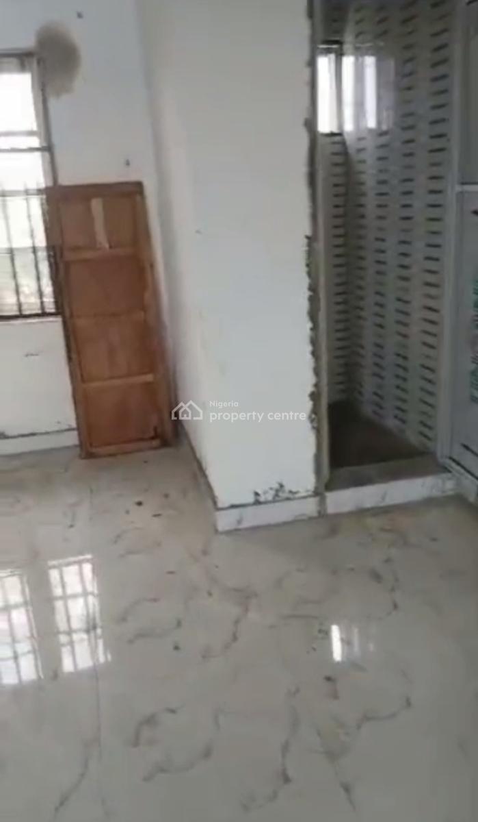 Newly Built, Spacious 2 Bedroom Apartment, Isolo Road, Alafia, Mushin, Lagos, Flat / Apartment for Rent