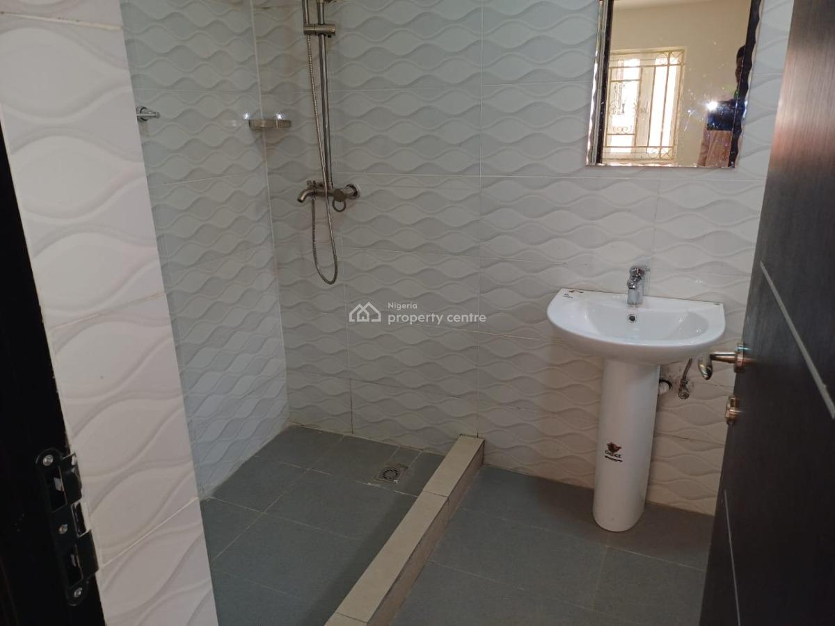Brand New 3 Bedroom Flat in a Prime Location, Guzape District, Abuja, Flat / Apartment for Rent