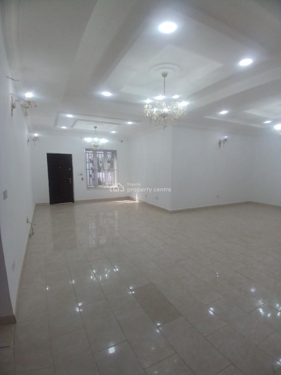 Well Renovated, 4 Bedroom Detached Duplex with 2room Bq, Guzape District Abuja Diplomatic, Guzape District, Abuja, Detached Duplex for Rent