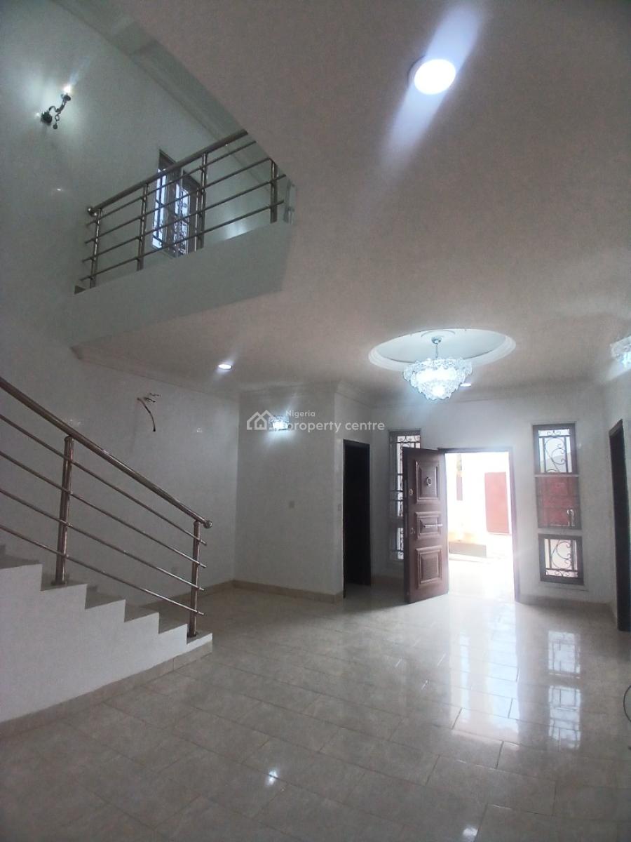 Well Renovated, 4 Bedroom Detached Duplex with 2room Bq, Guzape District Abuja Diplomatic, Guzape District, Abuja, Detached Duplex for Rent
