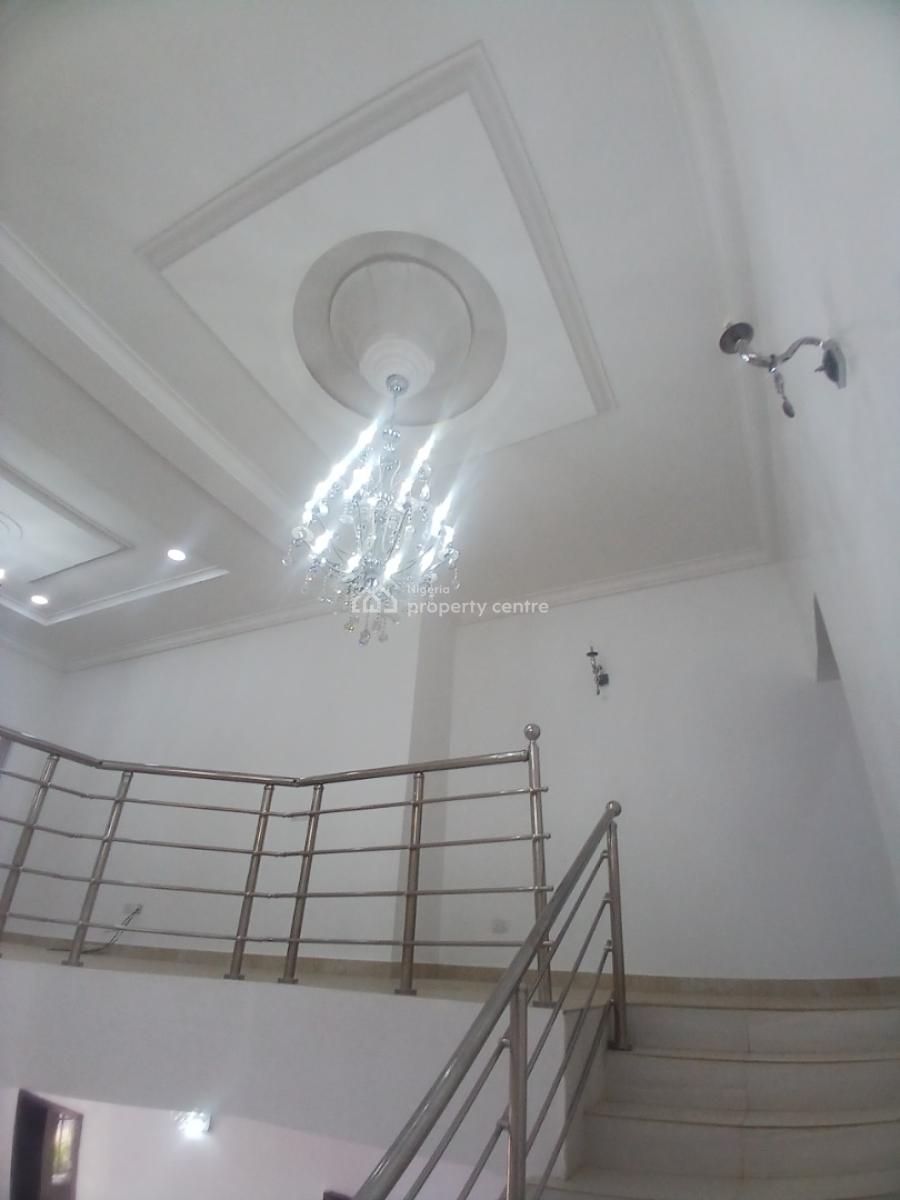 Well Renovated, 4 Bedroom Detached Duplex with 2room Bq, Guzape District Abuja Diplomatic, Guzape District, Abuja, Detached Duplex for Rent