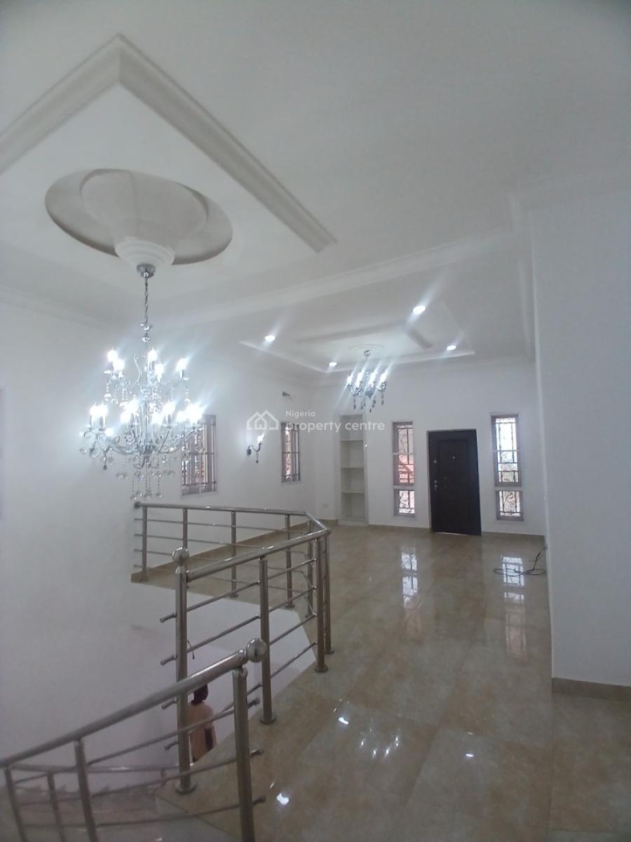Well Renovated, 4 Bedroom Detached Duplex with 2room Bq, Guzape District Abuja Diplomatic, Guzape District, Abuja, Detached Duplex for Rent
