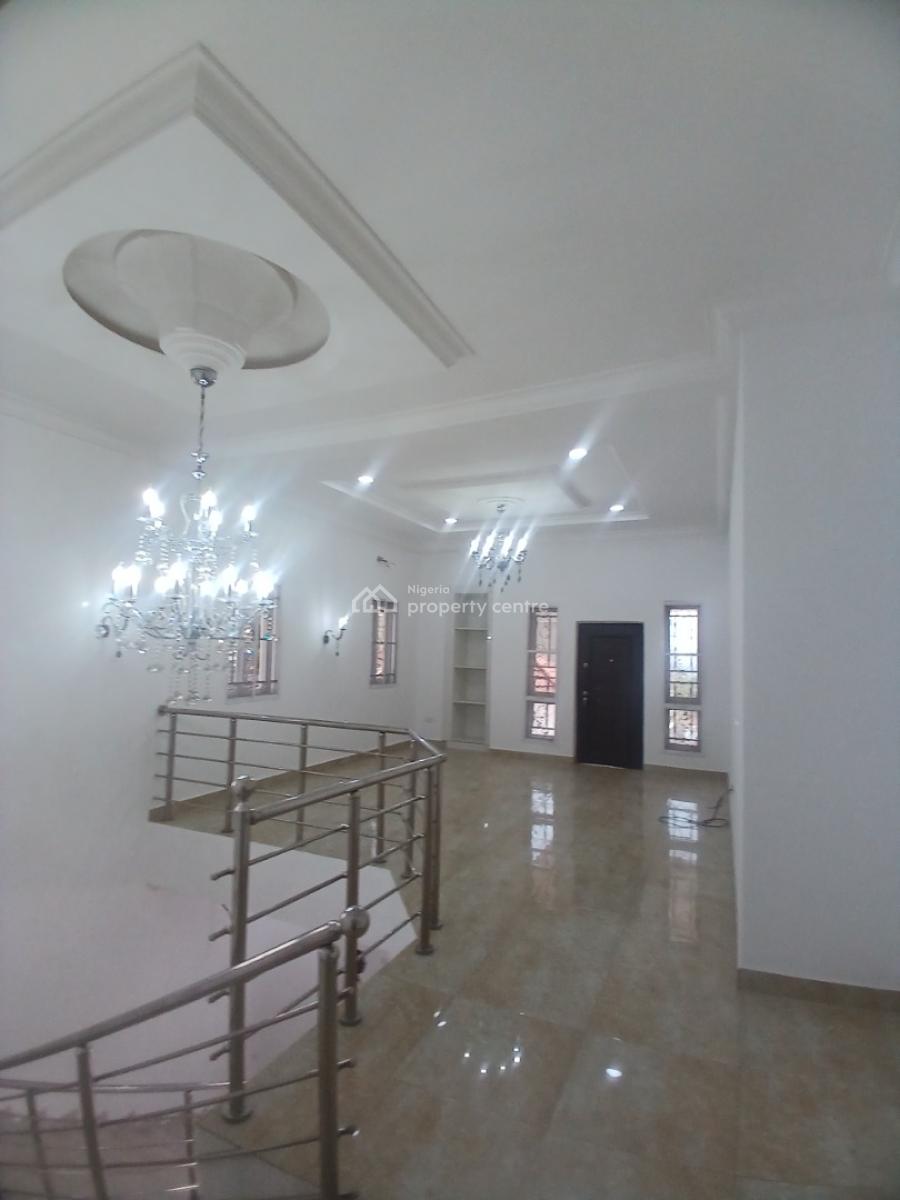Well Renovated, 4 Bedroom Detached Duplex with 2room Bq, Guzape District Abuja Diplomatic, Guzape District, Abuja, Detached Duplex for Rent