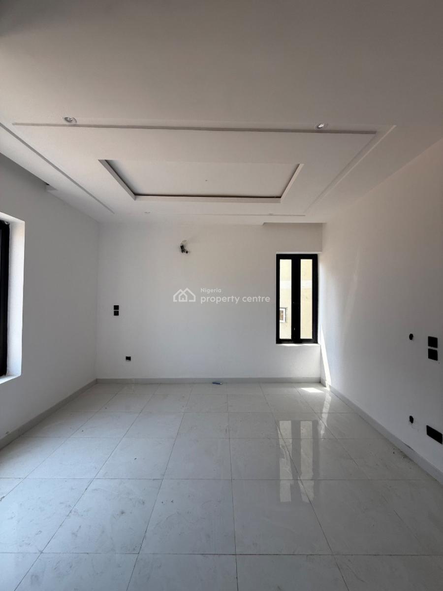 2 & 3  Bedroom Apartment with Pool, Lekki Phase 1, Lekki, Lagos, Flat / Apartment for Sale