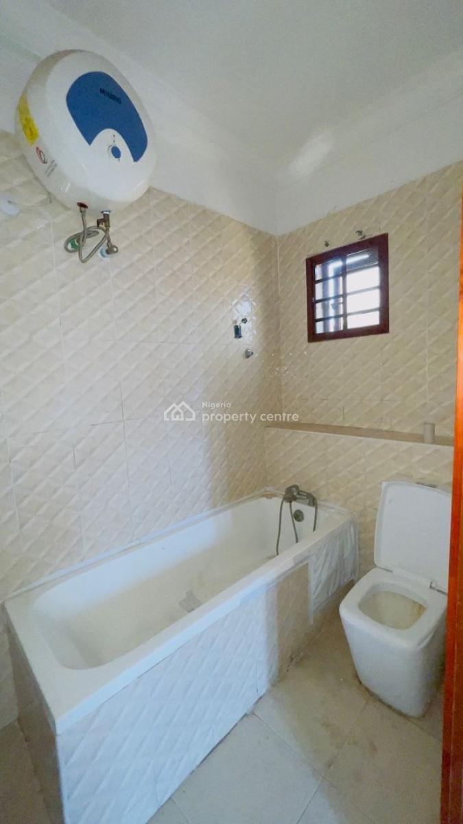 Luxurious 3 Bedroom Flat with Bq, Lekki Phase 1, Lekki, Lagos, Flat / Apartment for Rent