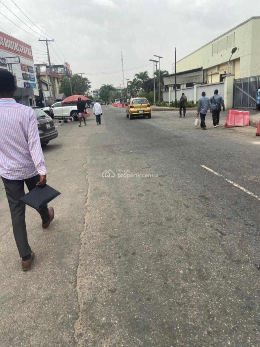 Well Maintained Office Space, Alausa, Ikeja, Lagos, Office Space for Rent