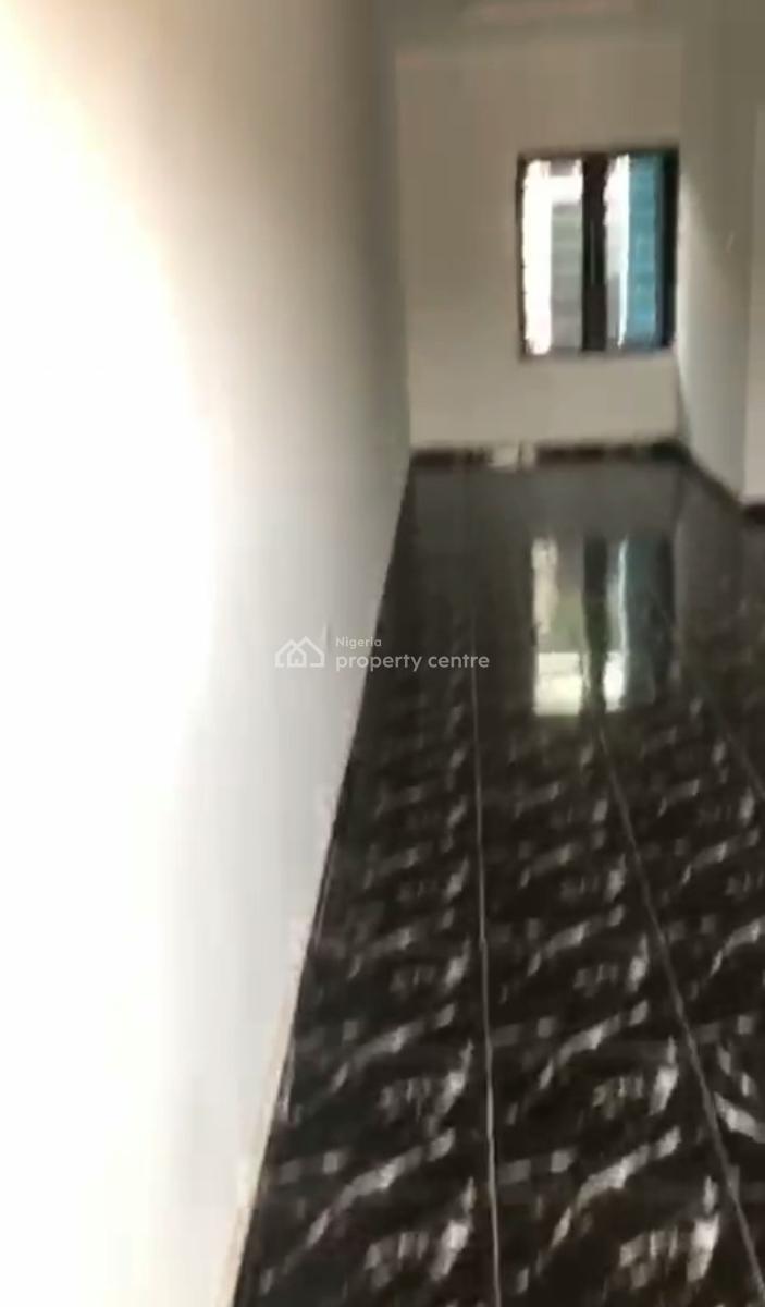 Standard 2 Bedroom Apartment, Along Ajuwon Akute Road, Ojodu, Lagos, Flat / Apartment for Rent