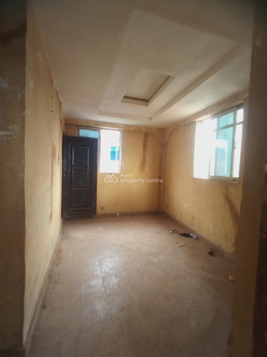 a Mini Flat, Close to Olopomeji, Oworonshoki, Kosofe, Lagos, Mini Flat (room and Parlour) for Rent