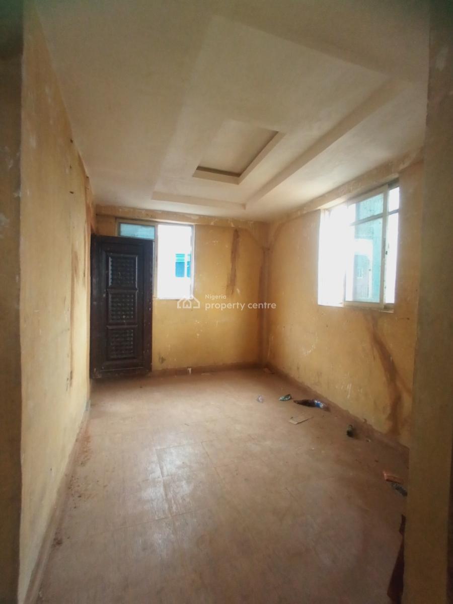 a Mini Flat, Close to Olopomeji, Oworonshoki, Kosofe, Lagos, Mini Flat (room and Parlour) for Rent