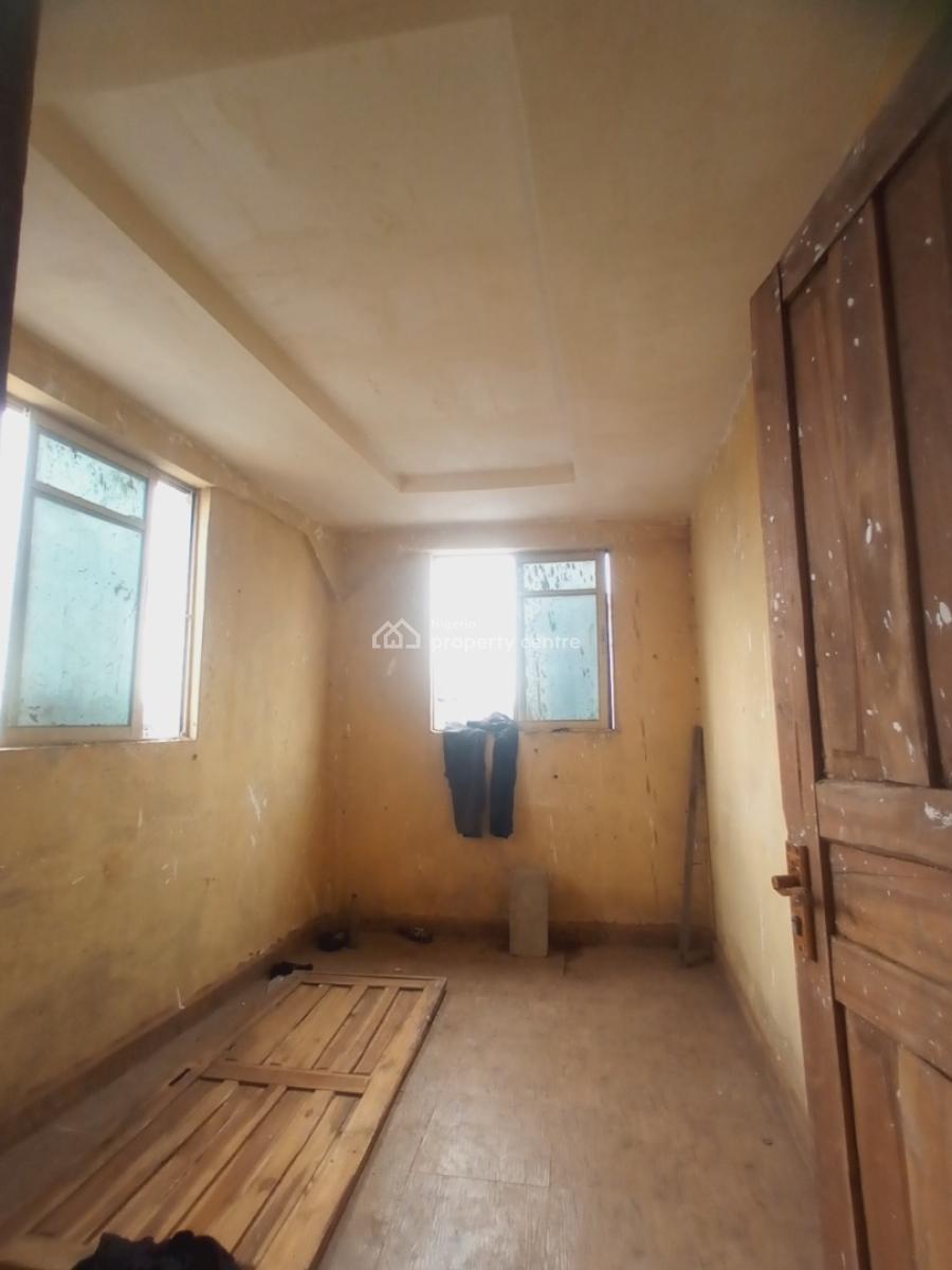 a Mini Flat, Close to Olopomeji, Oworonshoki, Kosofe, Lagos, Mini Flat (room and Parlour) for Rent