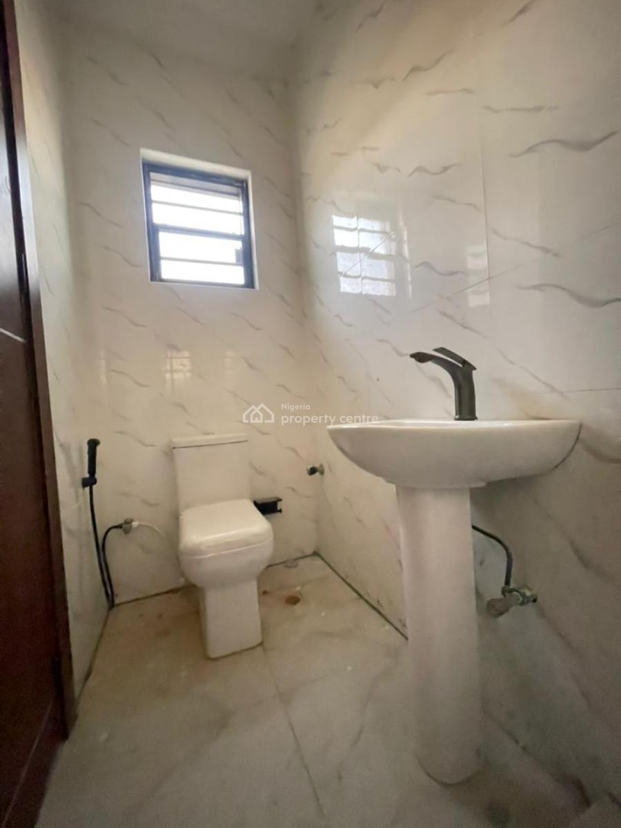 Quintessential 2 Bedroom Service Apartment, Igbo Efon, Lekki, Lagos, Flat / Apartment for Sale