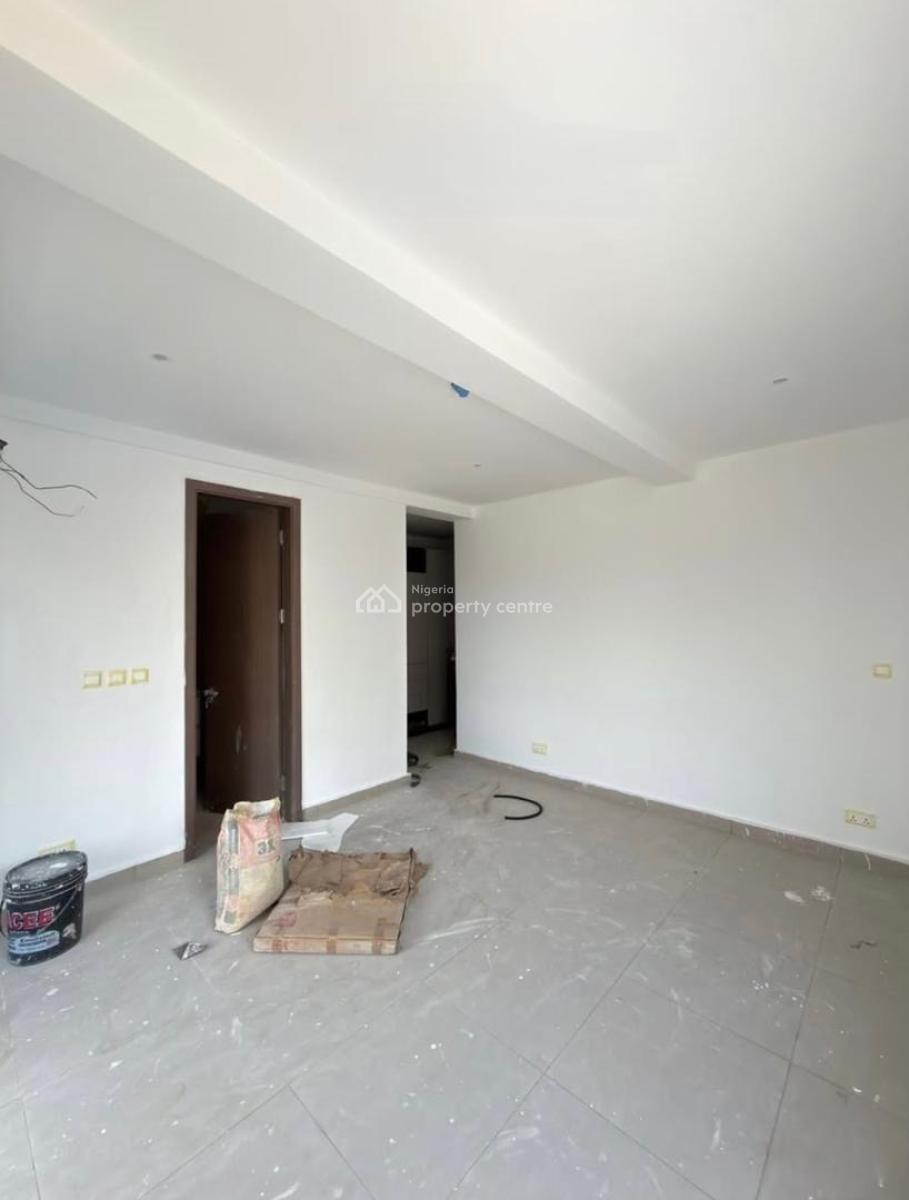 2 Bedroom Apartment with Gym, Pool, Elevator, Lekki Phase 1, Lekki, Lagos, Flat / Apartment for Rent