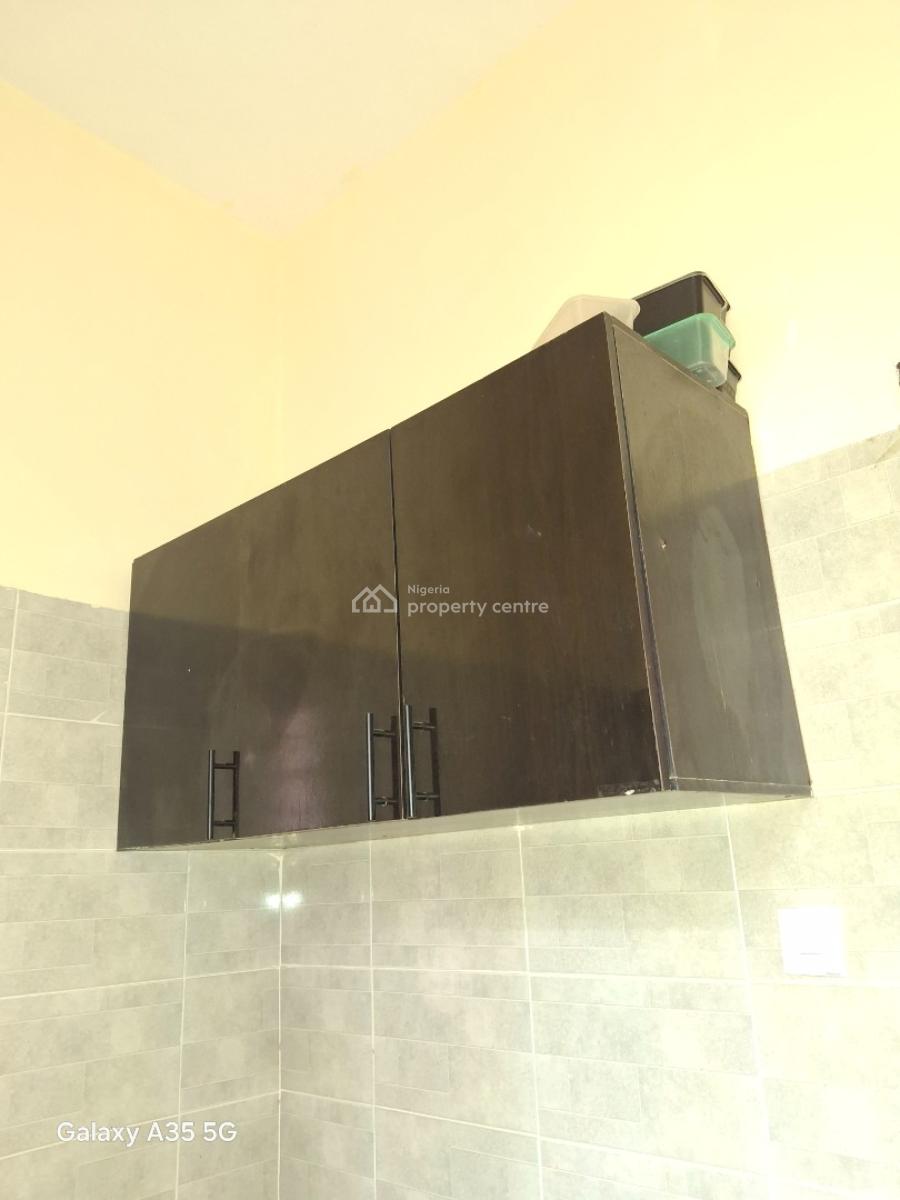 Neat 2 Bedroom Flat, Goodnews, Sangotedo, Ajah, Lagos, Flat / Apartment for Rent