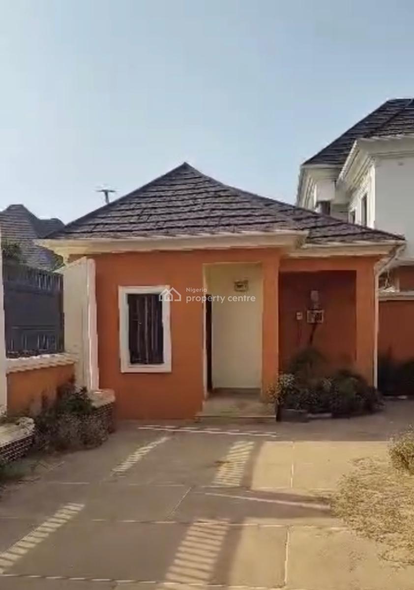 Newly Built 5 Bedroom Detached with 2 Rooms Bq, By Sunnyvale Estate on The Expressway, Lokogoma District, Abuja, Detached Duplex for Rent