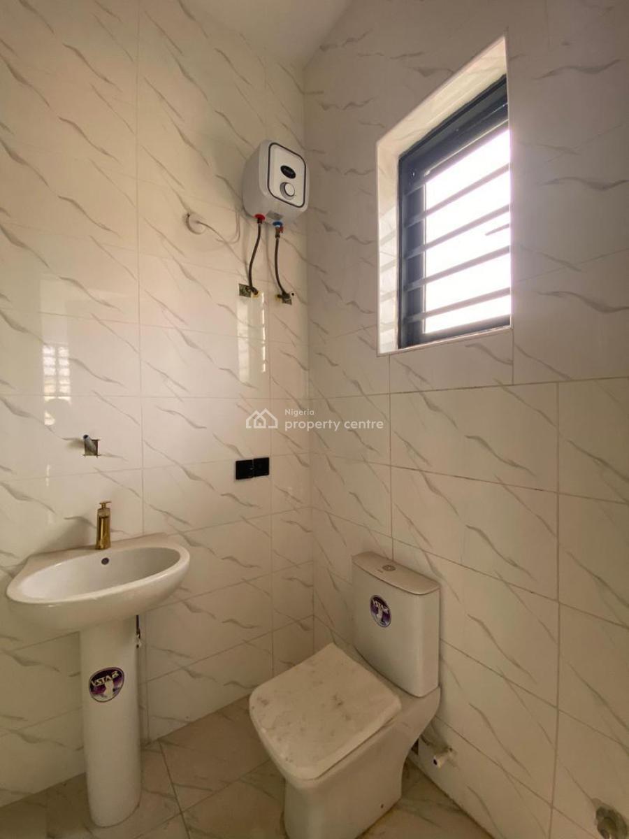 Spacious 5-bedroom Detached House Located in a Well-developed Area, Ajahh, Lekki, Lagos, Detached Duplex for Sale